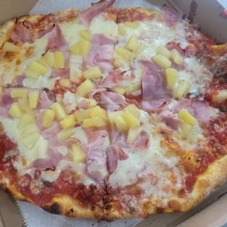 Hawaiian Pizza